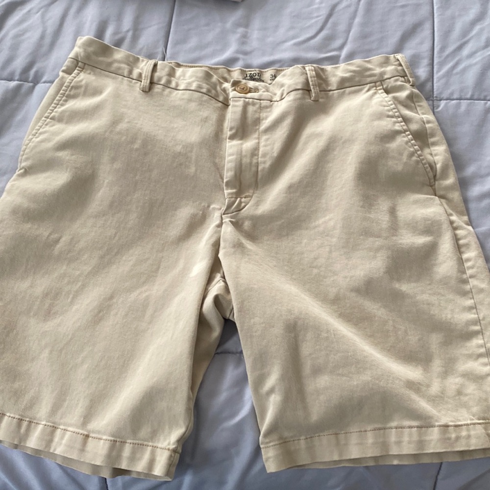 Mens Izod saltwater stretch shorts